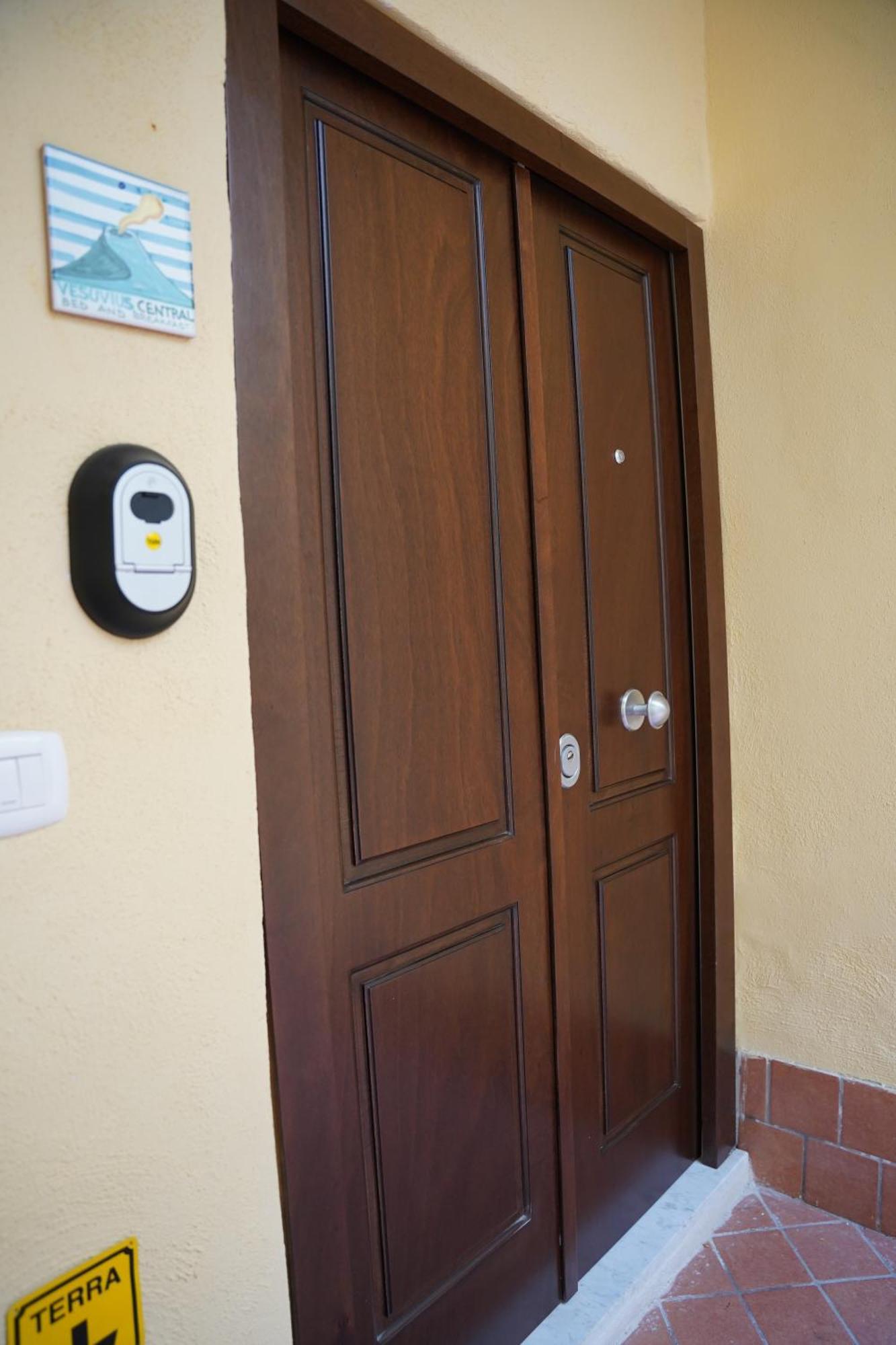 B&B Vesuvius Central Torre del Greco Zewnętrze zdjęcie